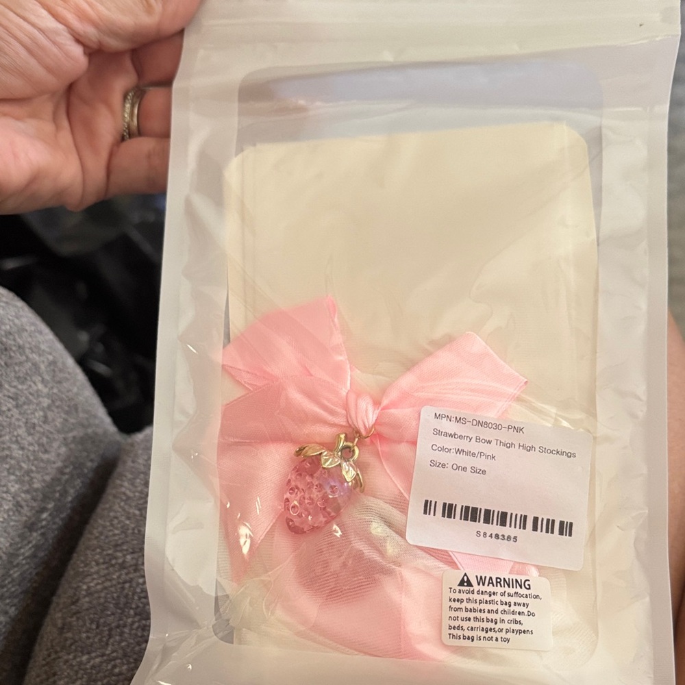NWT White and pink Bow Strawberry Bow Thigh High Stockings - Picture 5 of 5